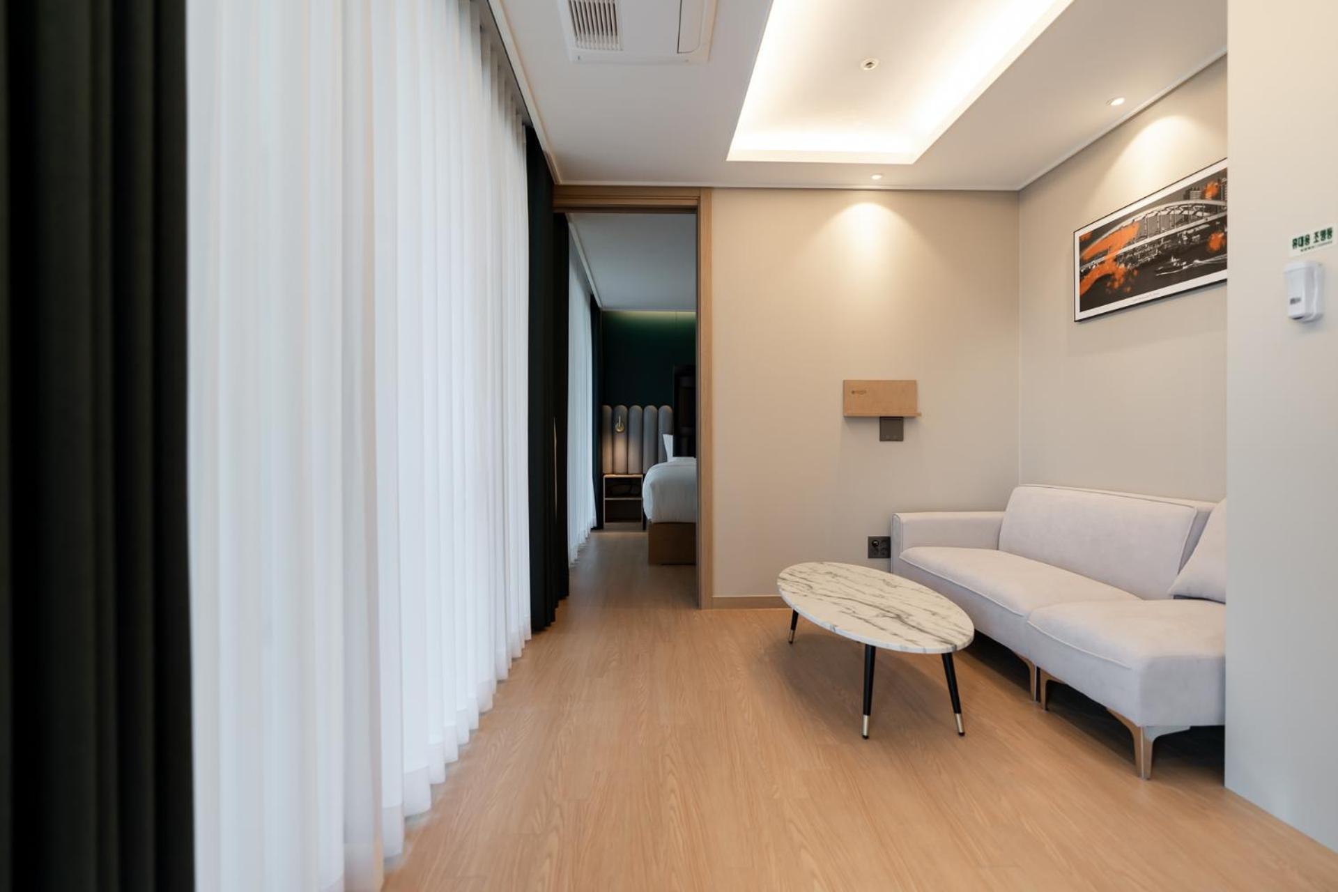 D Ov Haeundae Hotel Busan Eksteriør billede